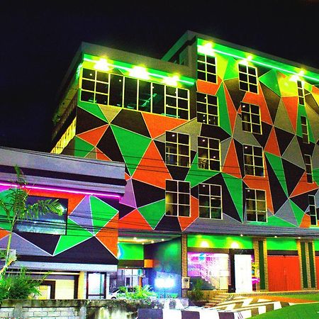 Sevensix Hotel Balikpapan ภายนอก รูปภาพ